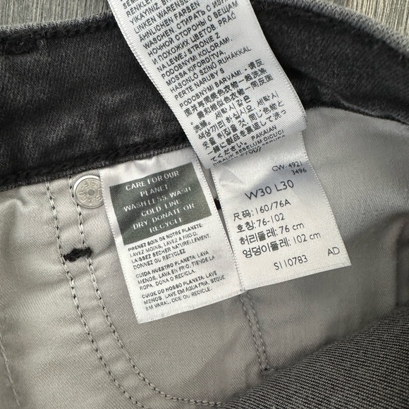 Women’s Levi’s 311 Soft Black Jeans 30/30 - Picture 8 of 12